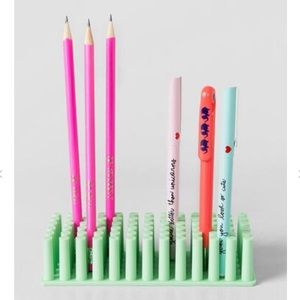 Like new poppin grip grass